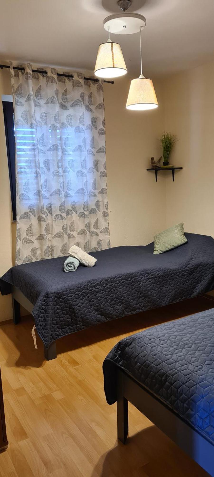 Apartments " Happy Villa " Splitska Luaran gambar